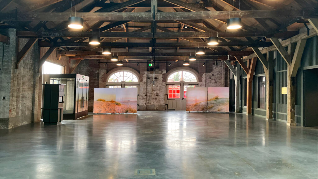 Middenbeuk Stadhuis waar ruimte is voor exposities en tentoonstellingen