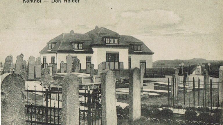 History and drinks at the Battery Cemetery Den Helder