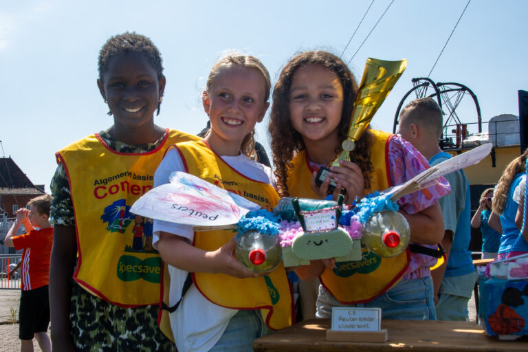Boat building challenge - Blue Schools - Stephan Wegman (19)