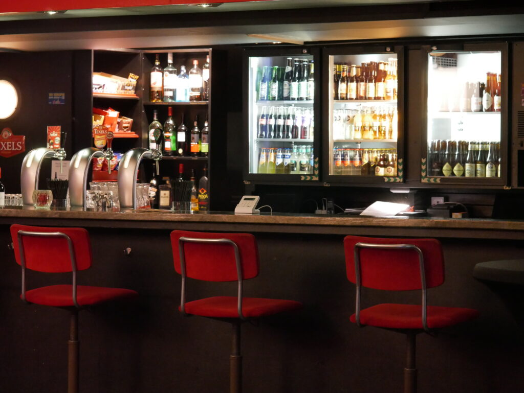 Bar bij cinema Zevenskoop