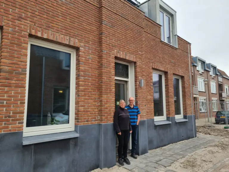 Els and Hans van Lopik for their new home in Den Helder scaled