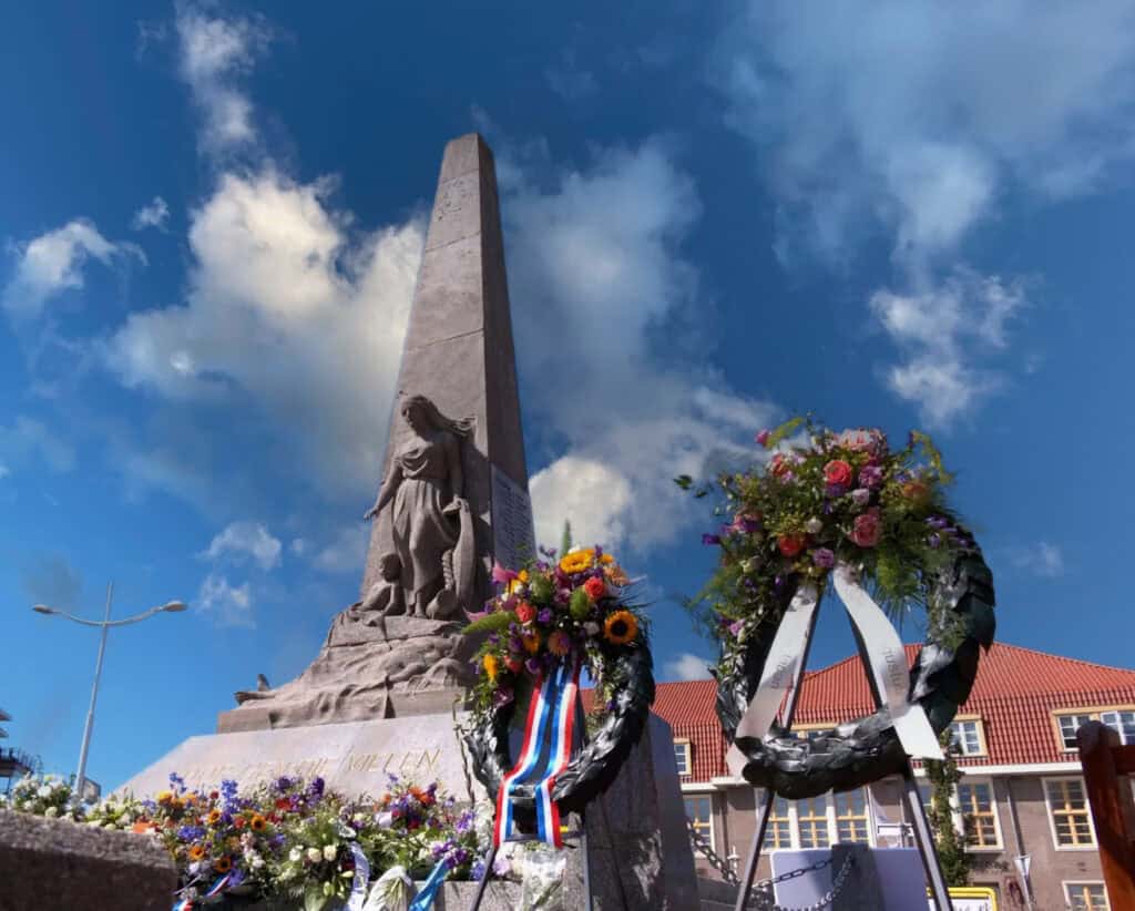 Foto 15 augustus herdenking den helder